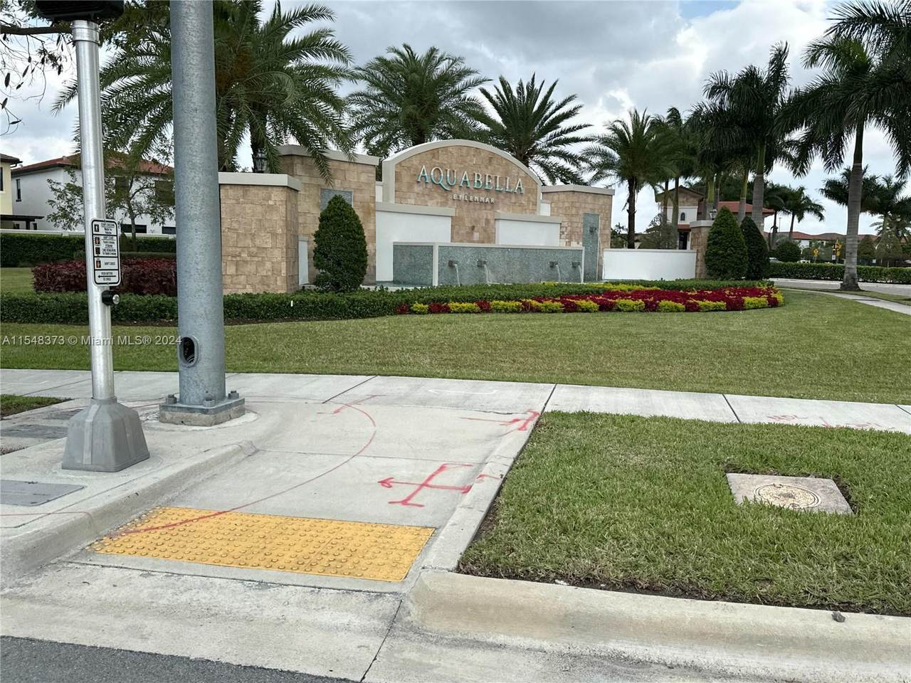 https://bt-photos.global.ssl.fastly.net/miami/1280_boomver_1_A11548373-2.jpg