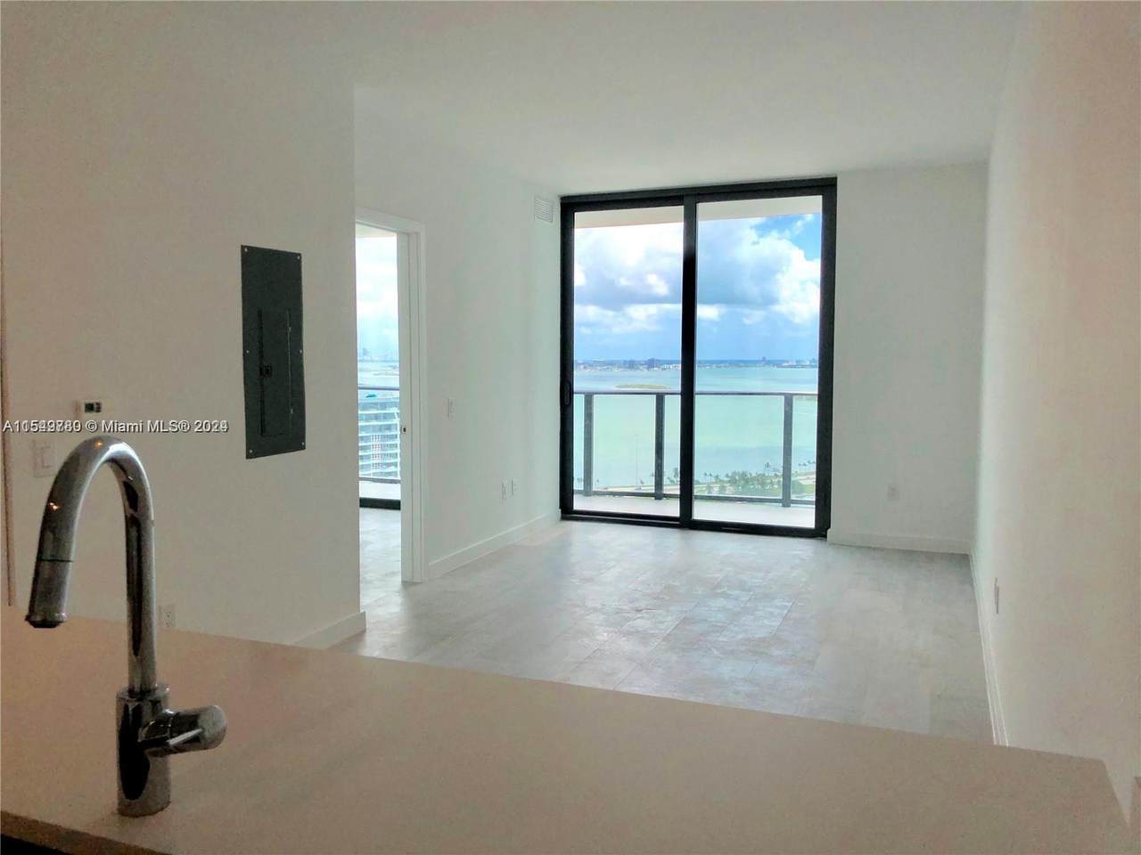https://bt-photos.global.ssl.fastly.net/miami/1280_boomver_1_A11549780-2.jpg