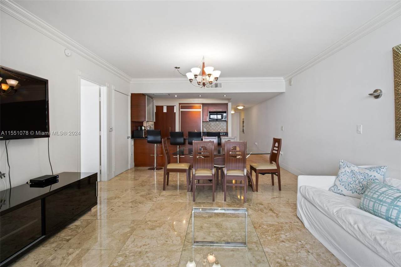 https://bt-photos.global.ssl.fastly.net/miami/1280_boomver_1_A11551078-2.jpg