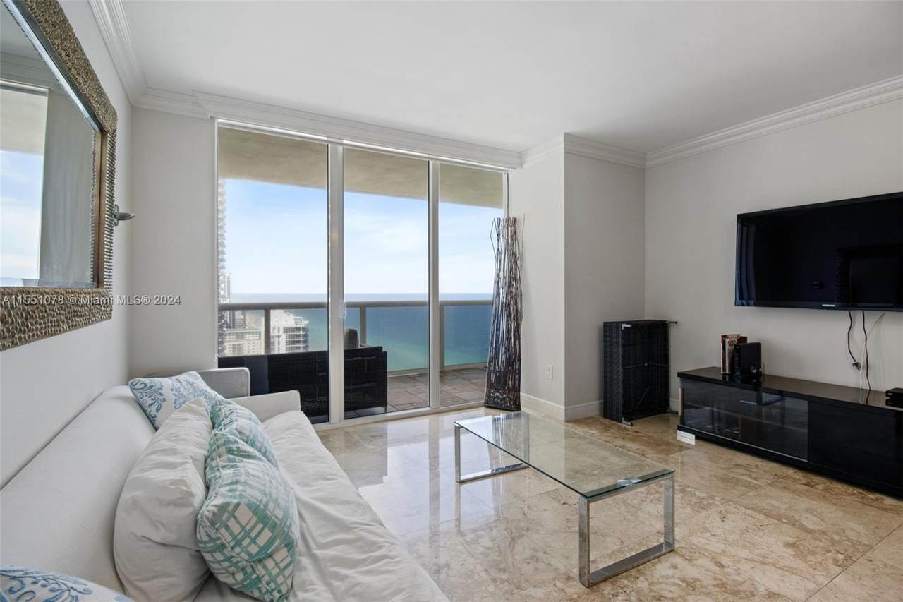 https://bt-photos.global.ssl.fastly.net/miami/1280_boomver_1_A11551078-2.jpg