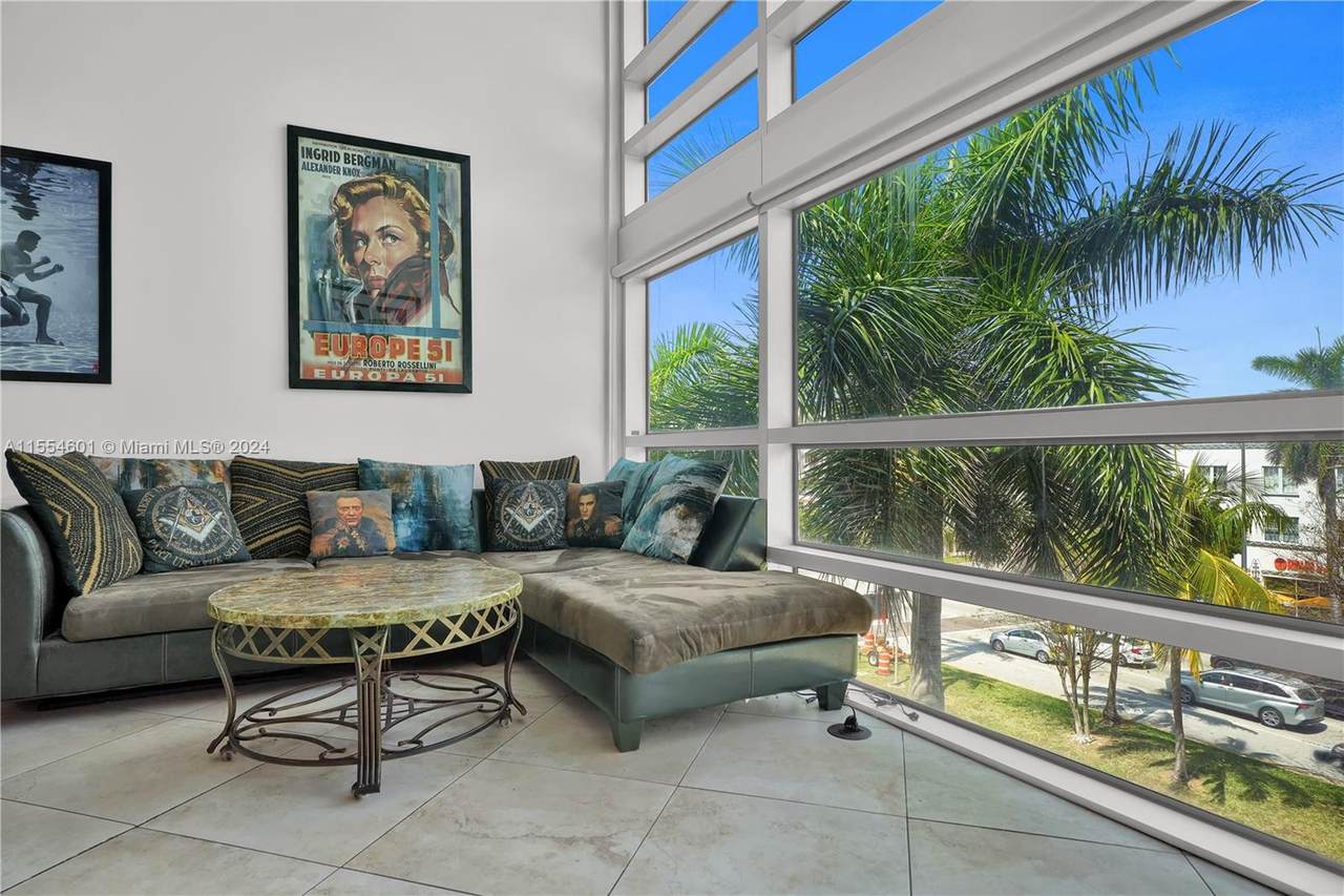 https://bt-photos.global.ssl.fastly.net/miami/1280_boomver_1_A11554601-2.jpg