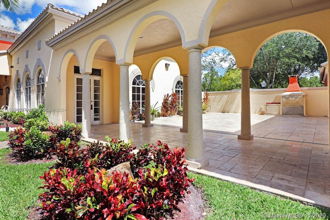 https://bt-photos.global.ssl.fastly.net/miami/1280_boomver_1_A11556403-2.jpg