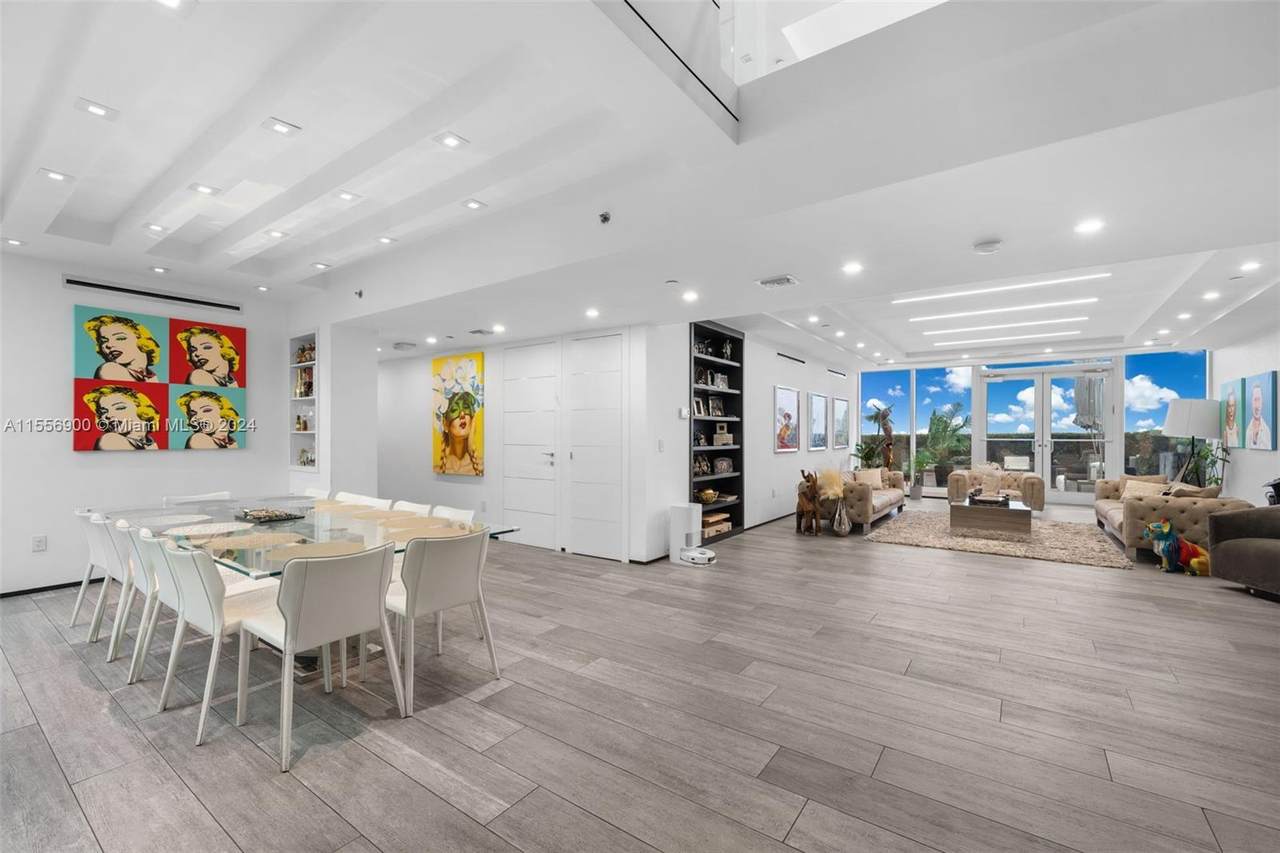 1830 Ocean Dr - Photo 1