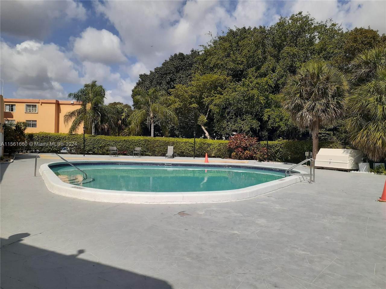 https://bt-photos.global.ssl.fastly.net/miami/1280_boomver_1_A11561660-2.jpg