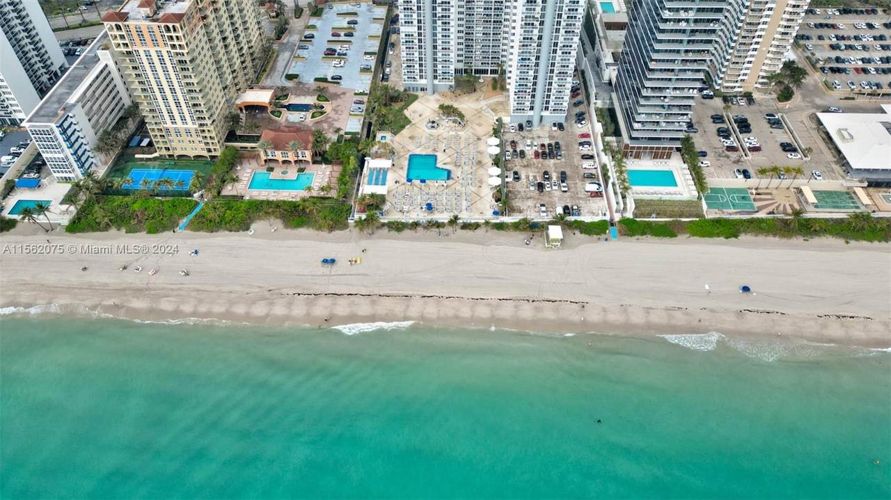 2030 Ocean Dr - Photo 1