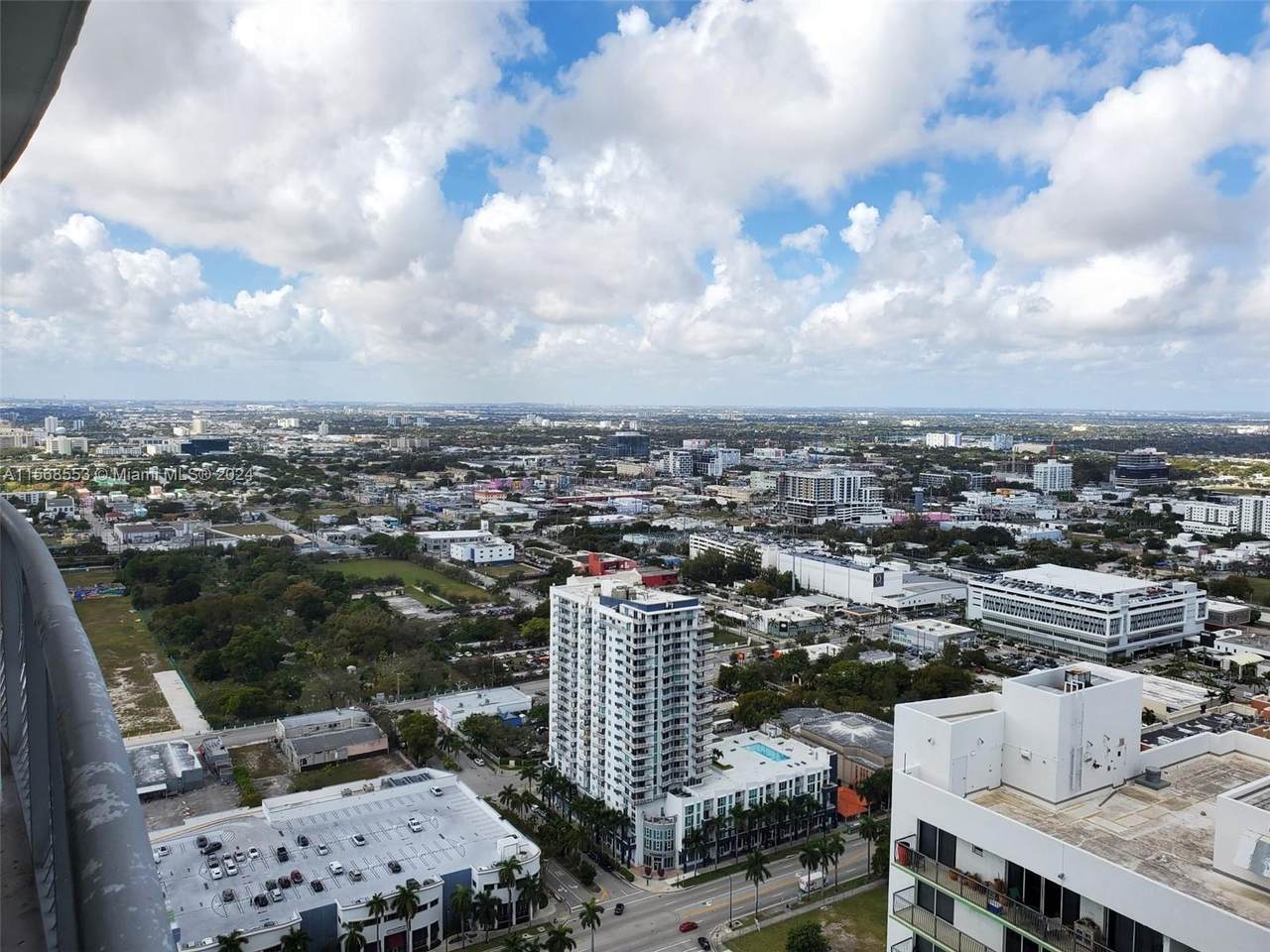 https://bt-photos.global.ssl.fastly.net/miami/1280_boomver_1_A11568553-2.jpg