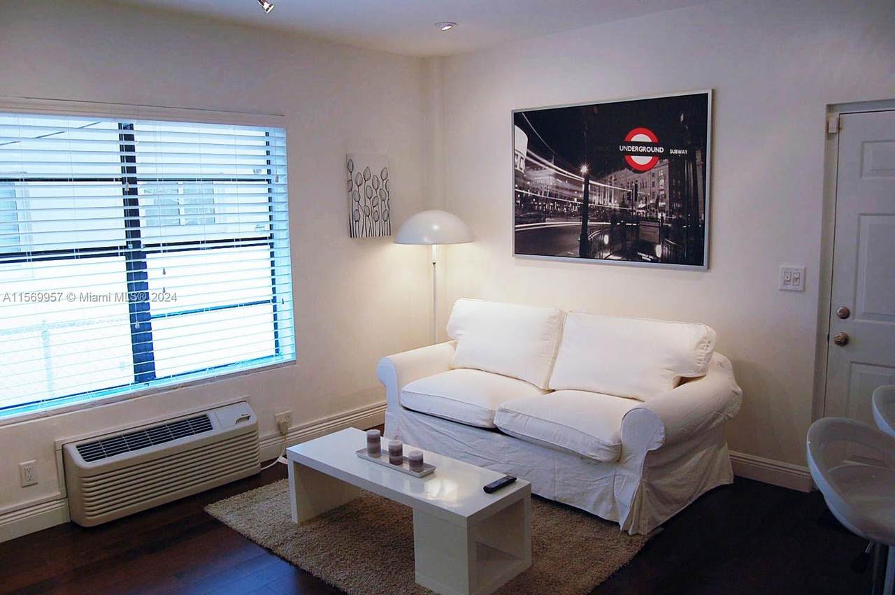 934 Michigan Ave - Photo 1