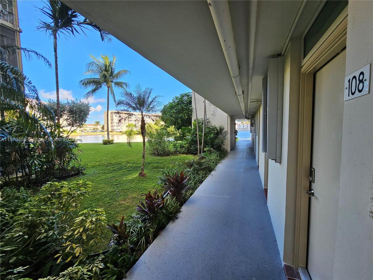 https://bt-photos.global.ssl.fastly.net/miami/1280_boomver_1_A11570856-2.jpg