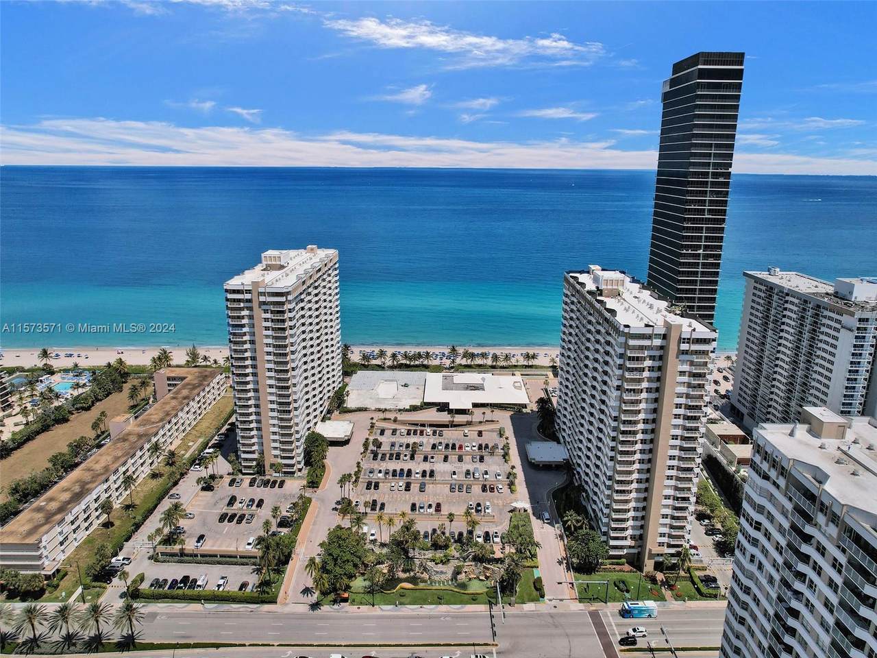 1980 Ocean Dr - Photo 1