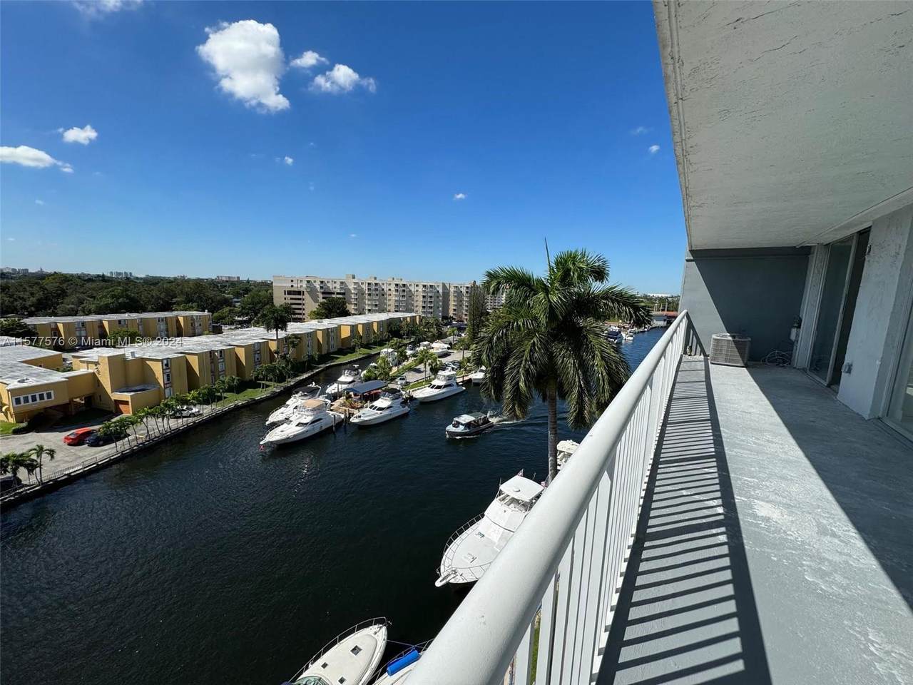 https://bt-photos.global.ssl.fastly.net/miami/1280_boomver_1_A11577576-2.jpg