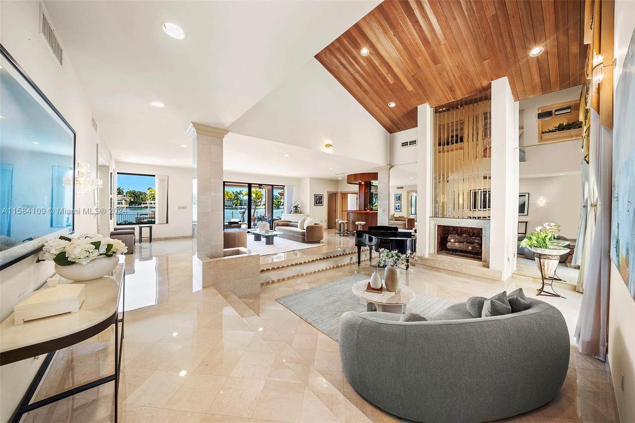 https://bt-photos.global.ssl.fastly.net/miami/1280_boomver_2_A11584109-2.jpg