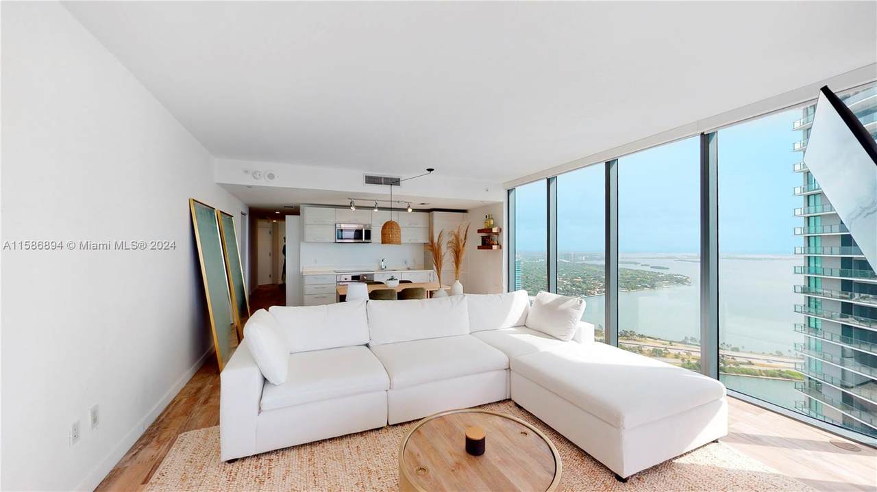 https://bt-photos.global.ssl.fastly.net/miami/1280_boomver_1_A11586894-2.jpg