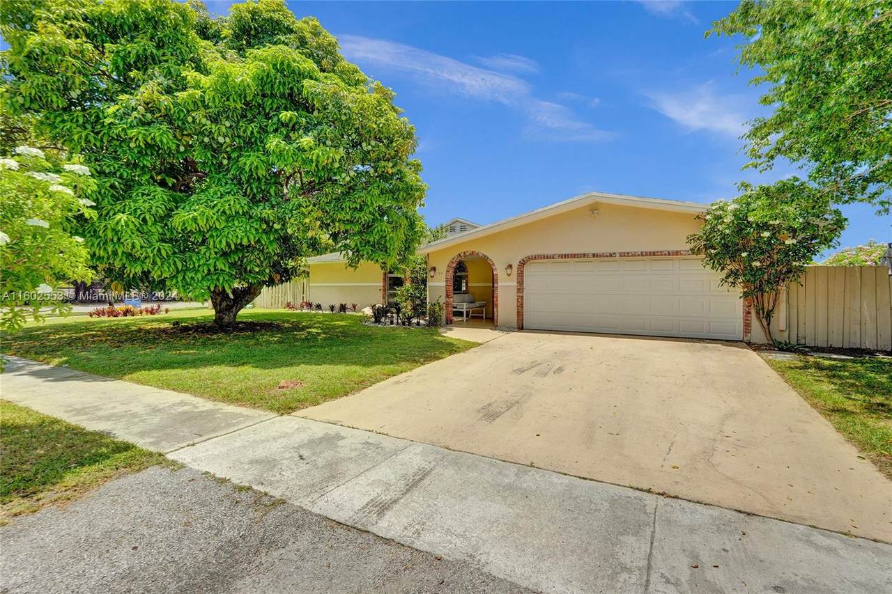 1799 13th St - Photo 1