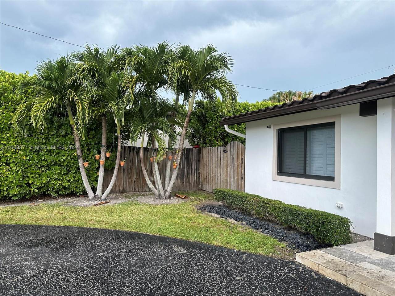 https://bt-photos.global.ssl.fastly.net/miami/1280_boomver_1_A11603871-2.jpg