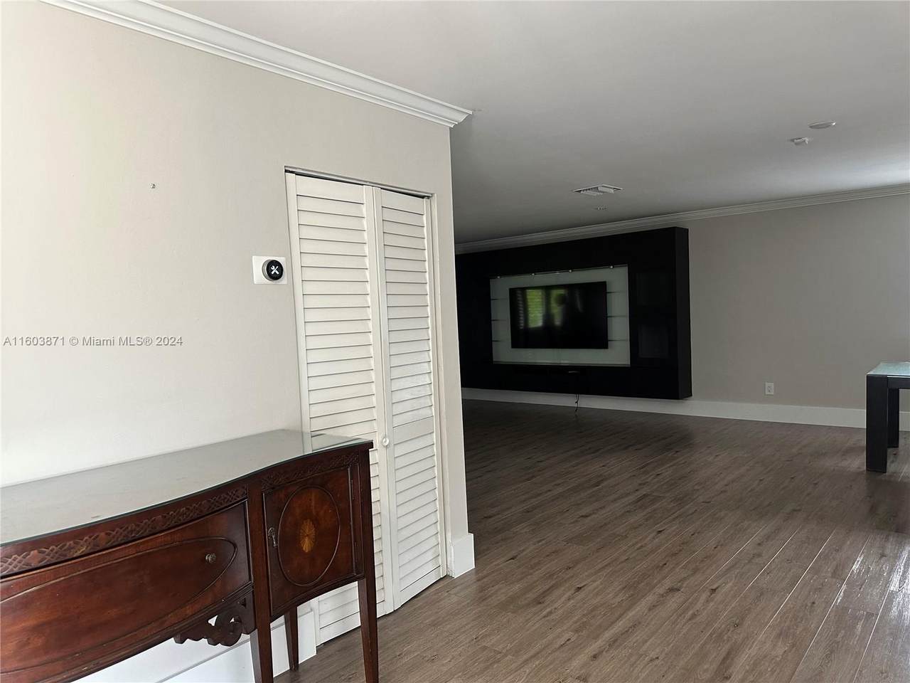 https://bt-photos.global.ssl.fastly.net/miami/1280_boomver_1_A11603871-2.jpg