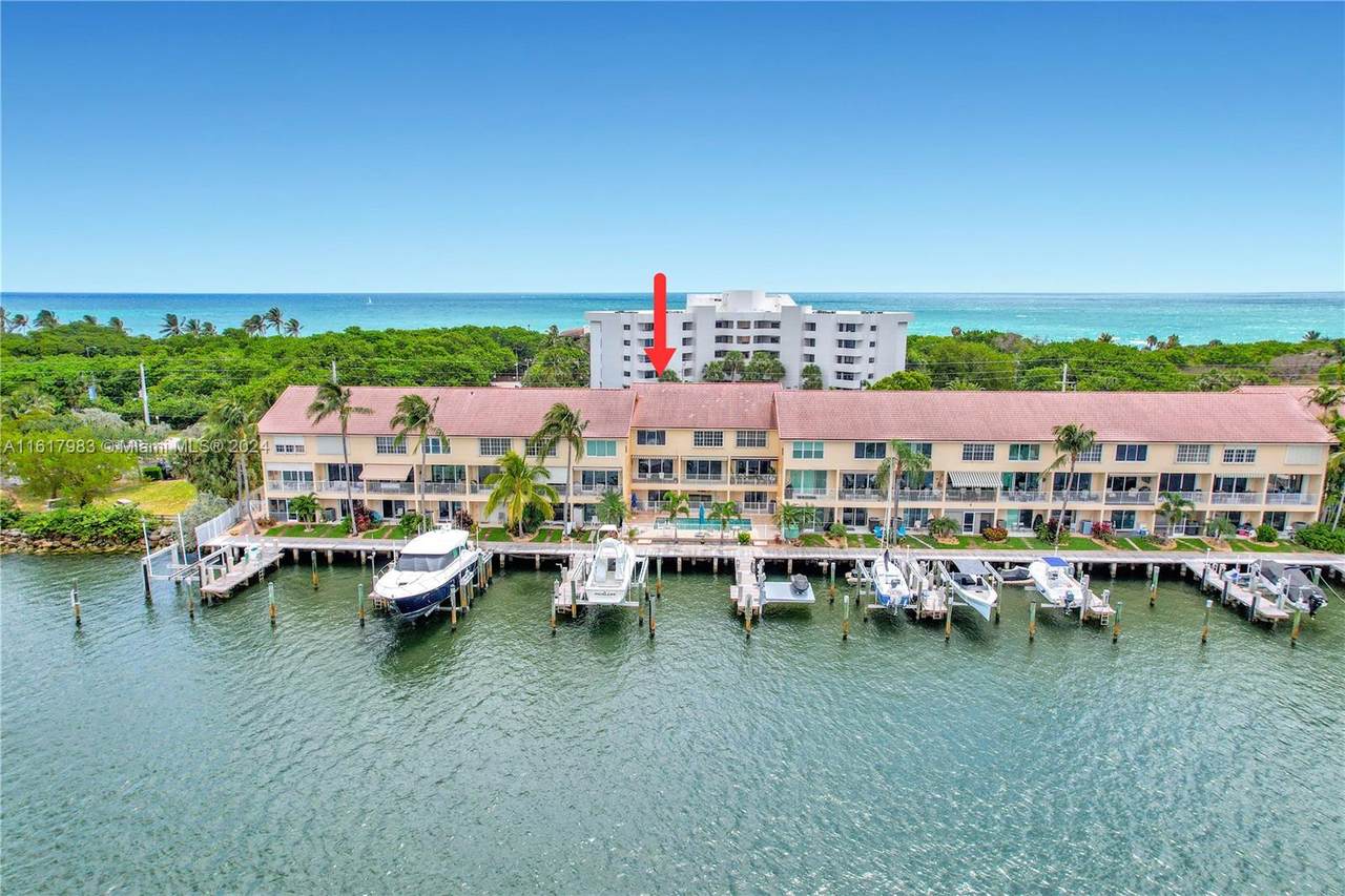 4234 Ocean Dr - Photo 1