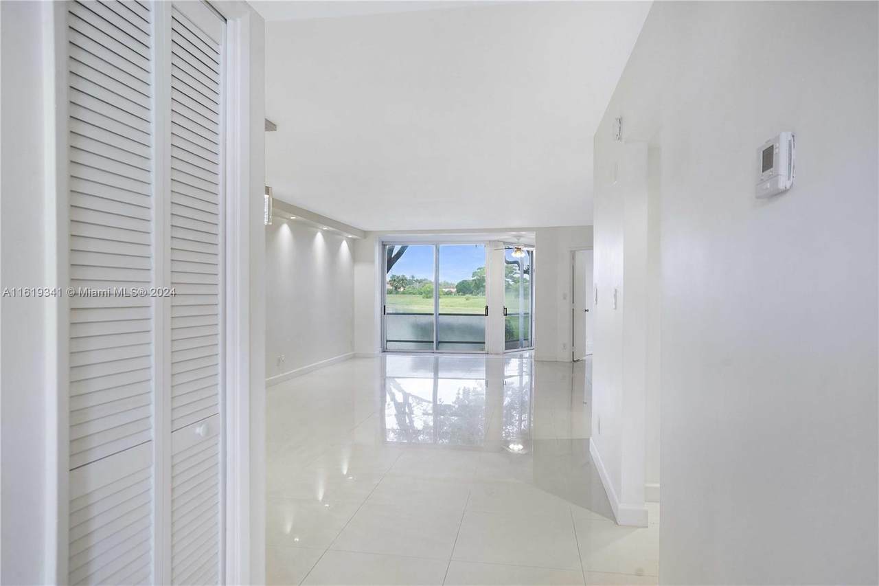 https://bt-photos.global.ssl.fastly.net/miami/1280_boomver_1_A11619341-2.jpg