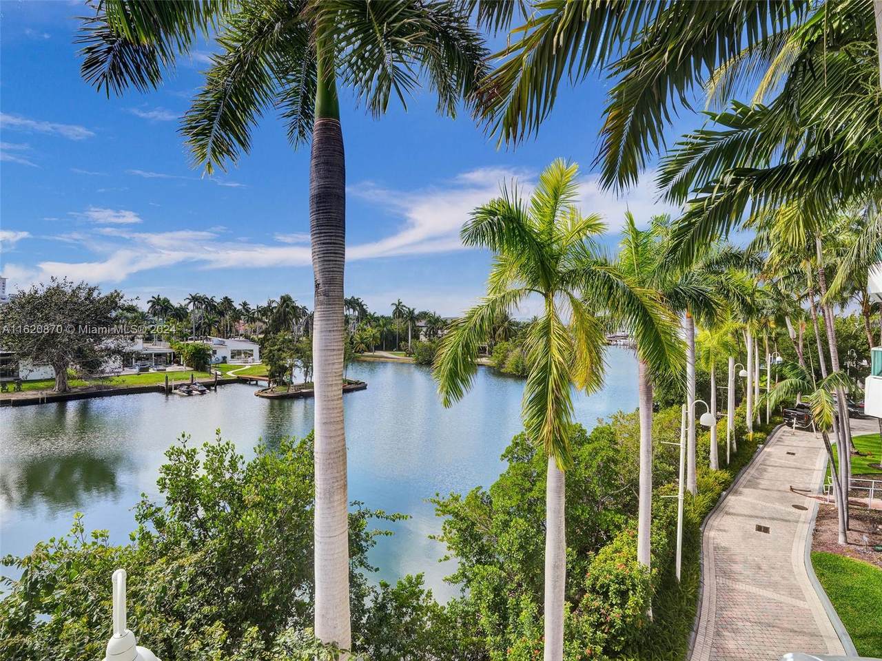 https://bt-photos.global.ssl.fastly.net/miami/1280_boomver_1_A11620870-2.jpg