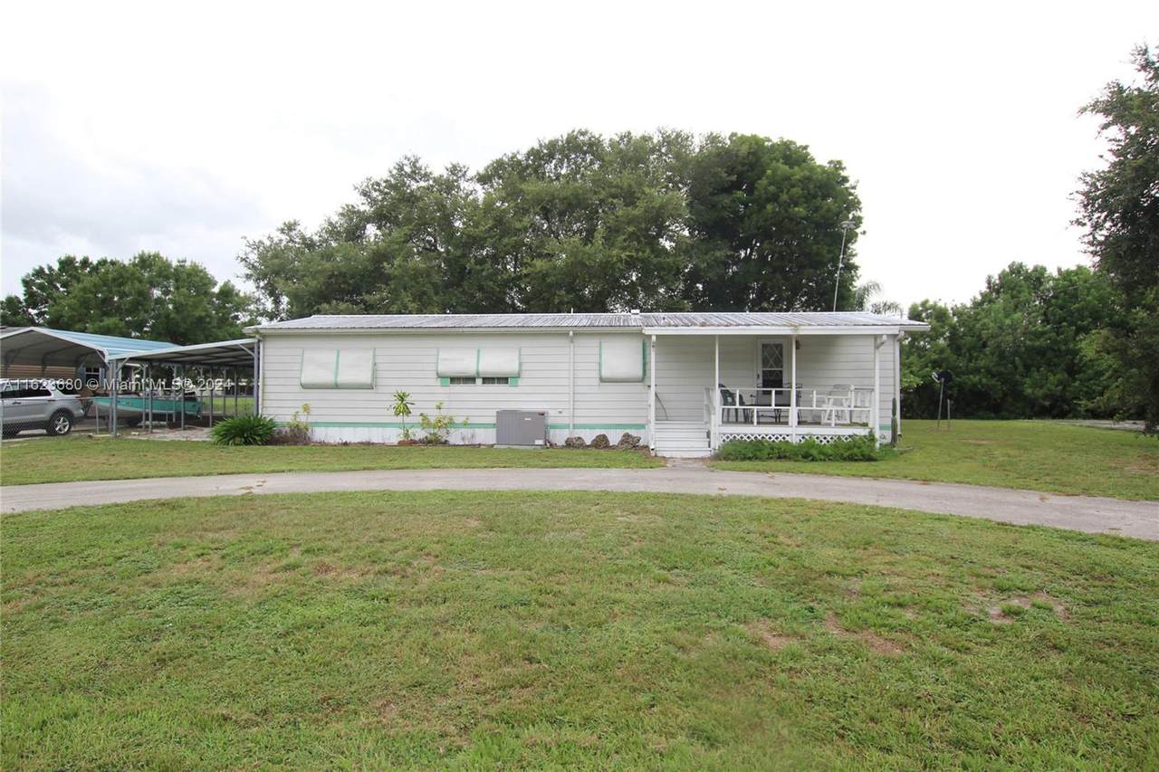 1236 Chobee Loop - Photo 1