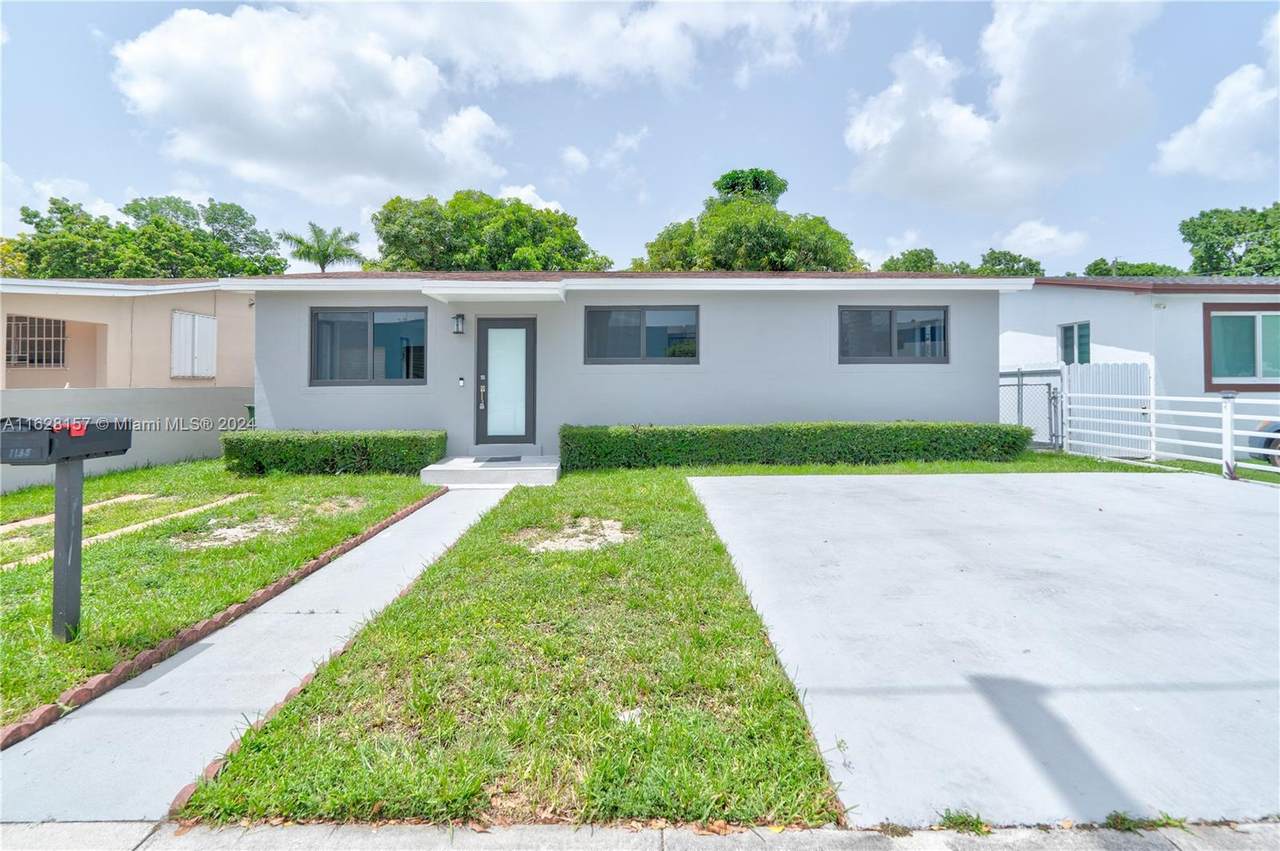 1135 23rd St - Photo 1
