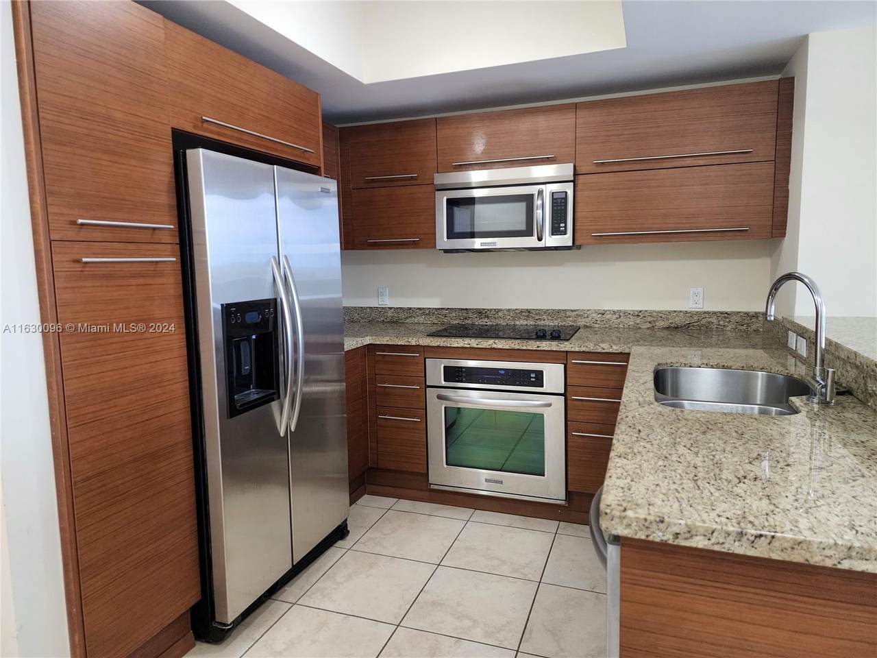 https://bt-photos.global.ssl.fastly.net/miami/1280_boomver_1_A11630096-2.jpg