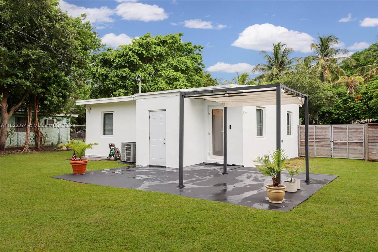 https://bt-photos.global.ssl.fastly.net/miami/1280_boomver_1_A11632274-2.jpg
