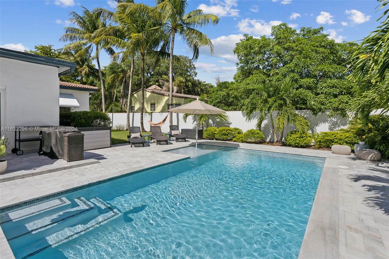 https://bt-photos.global.ssl.fastly.net/miami/1280_boomver_1_A11632296-2.jpg