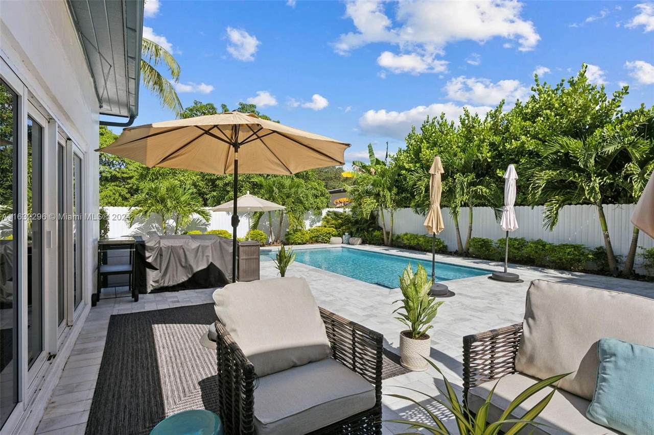 https://bt-photos.global.ssl.fastly.net/miami/1280_boomver_1_A11632296-2.jpg