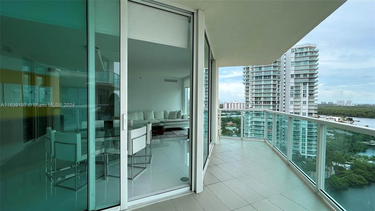 https://bt-photos.global.ssl.fastly.net/miami/1280_boomver_1_A11639197-2.jpg