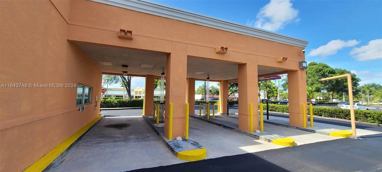 https://bt-photos.global.ssl.fastly.net/miami/1280_boomver_1_A11643749-2.jpg