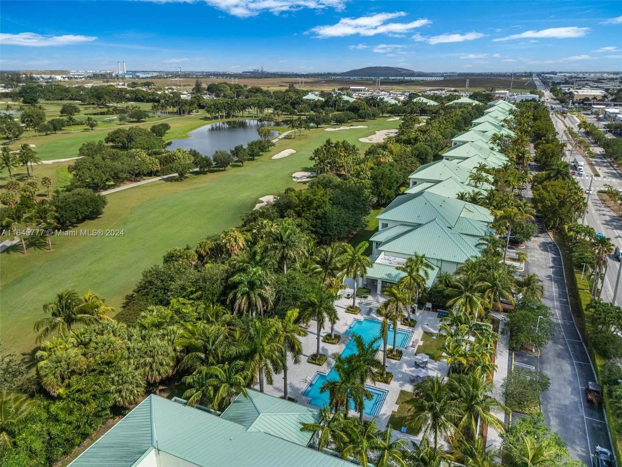 https://bt-photos.global.ssl.fastly.net/miami/1280_boomver_1_A11645777-2.jpg