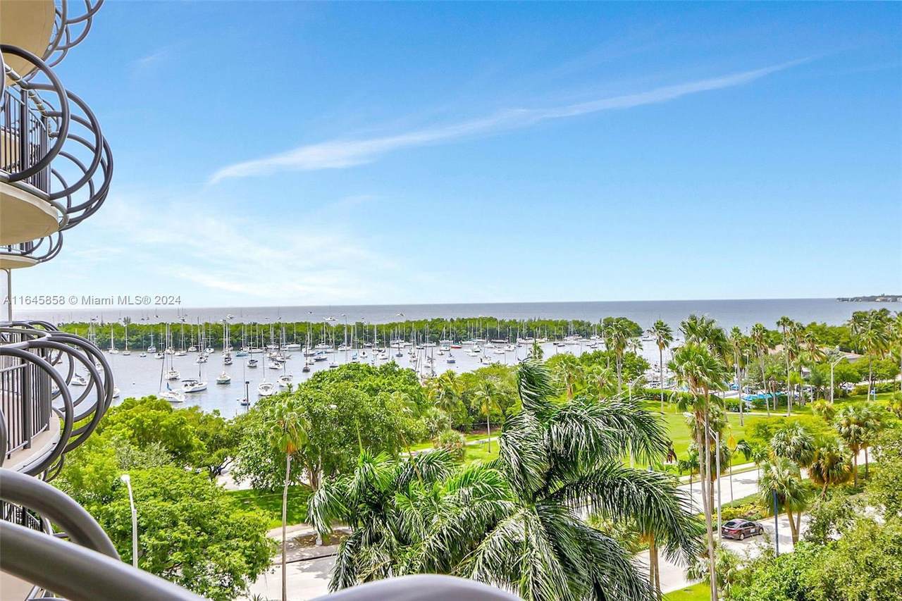 https://bt-photos.global.ssl.fastly.net/miami/1280_boomver_1_A11645858-2.jpg