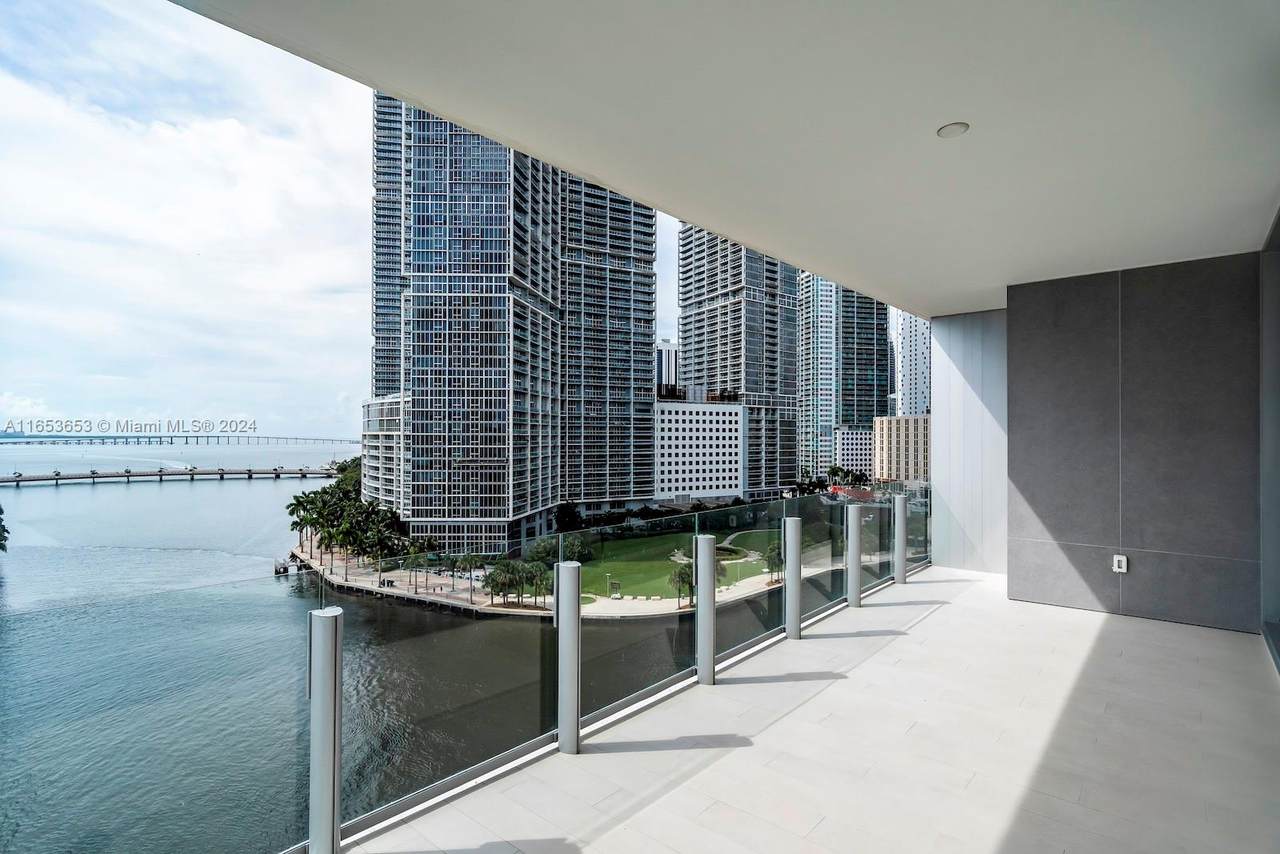 https://bt-photos.global.ssl.fastly.net/miami/1280_boomver_1_A11653653-2.jpg