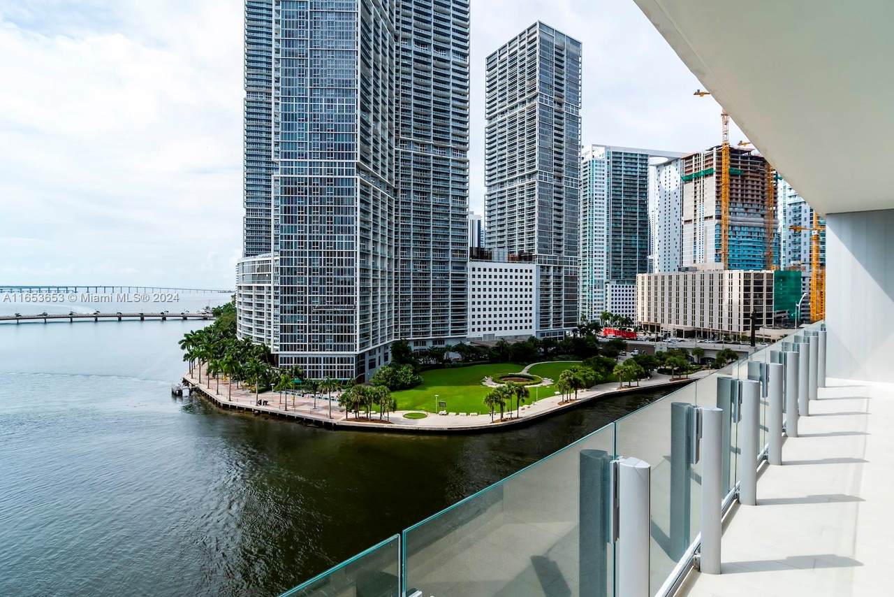 https://bt-photos.global.ssl.fastly.net/miami/1280_boomver_1_A11653653-2.jpg