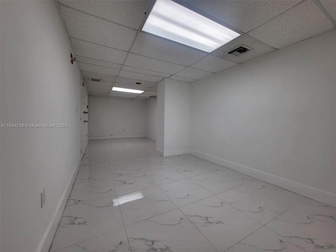 https://bt-photos.global.ssl.fastly.net/miami/1280_boomver_1_A11654219-2.jpg