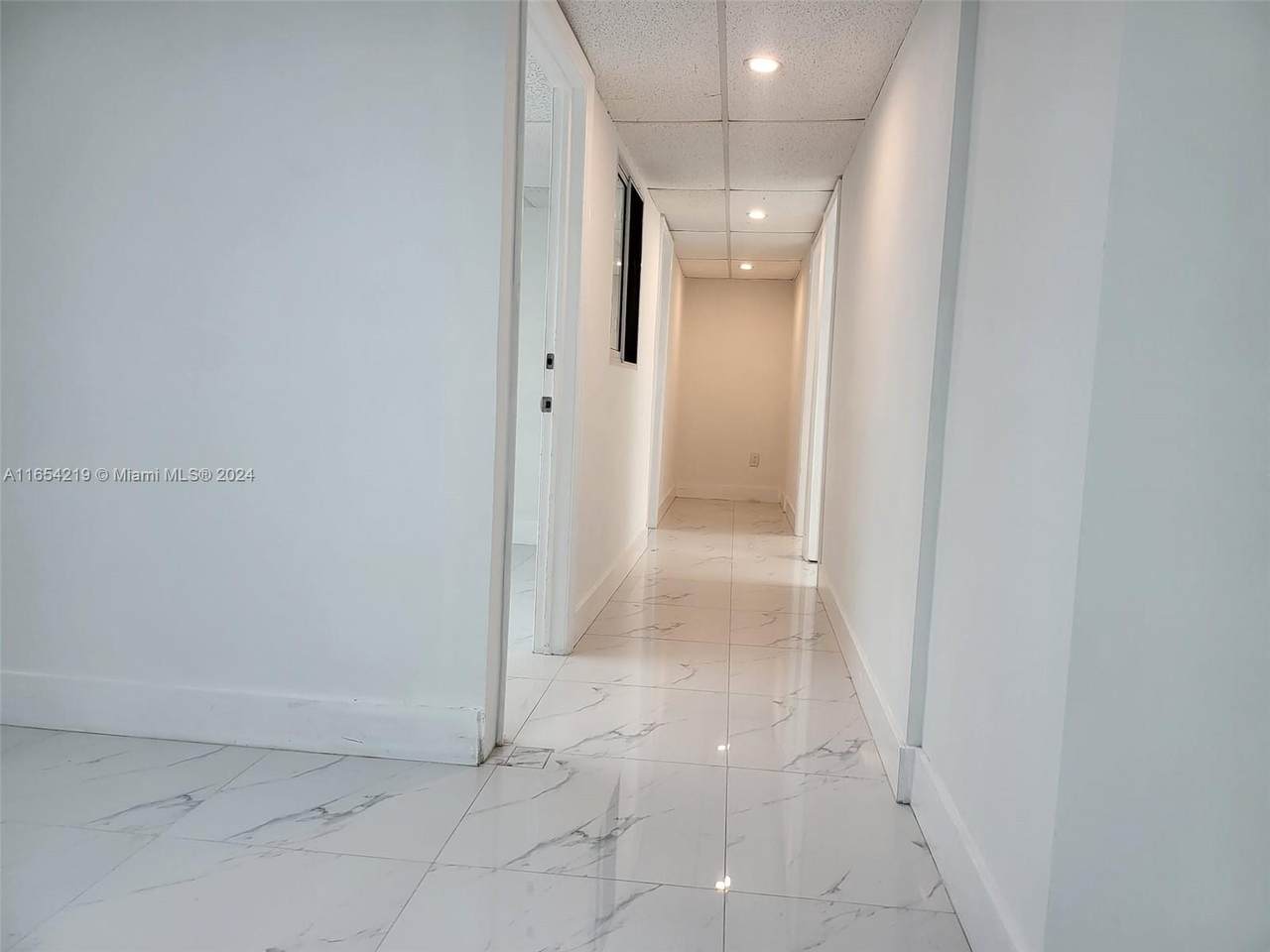 https://bt-photos.global.ssl.fastly.net/miami/1280_boomver_1_A11654219-2.jpg