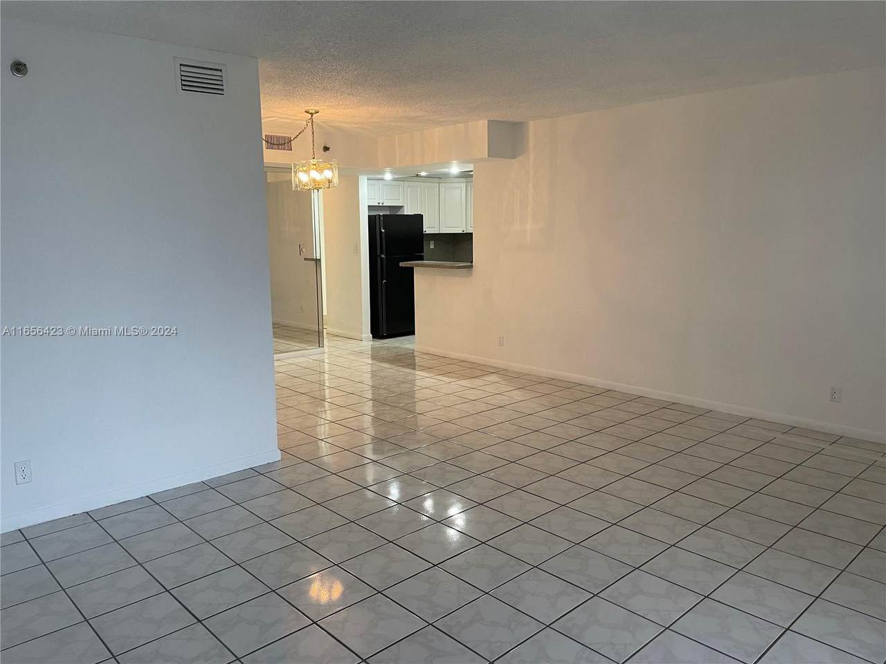 https://bt-photos.global.ssl.fastly.net/miami/1280_boomver_1_A11656423-2.jpg