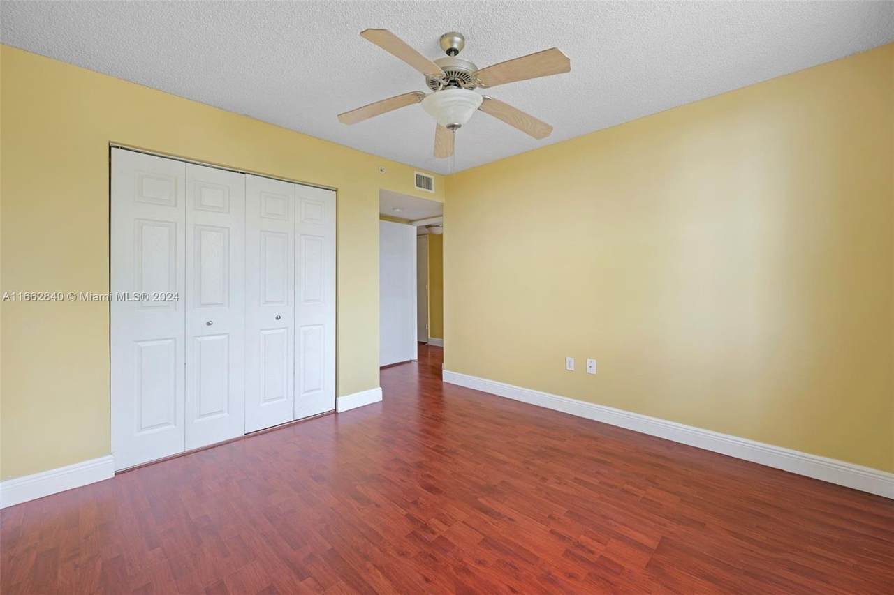 https://bt-photos.global.ssl.fastly.net/miami/1280_boomver_1_A11662840-2.jpg