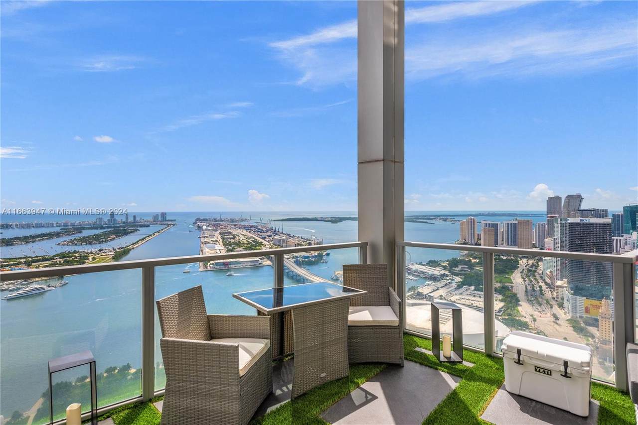 1100 Biscayne Blvd - Photo 1