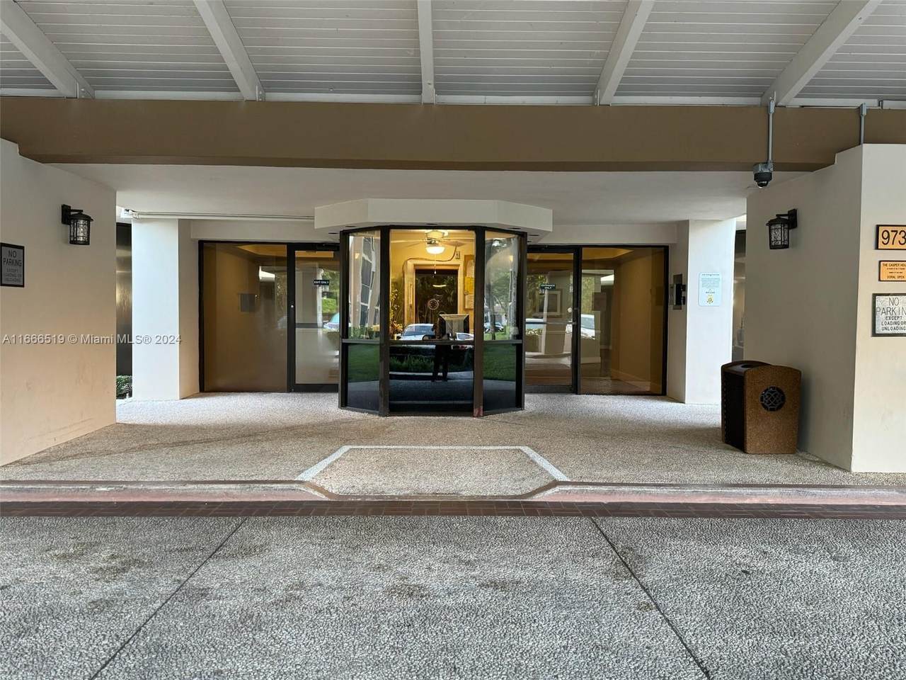 https://bt-photos.global.ssl.fastly.net/miami/1280_boomver_1_A11666519-2.jpg
