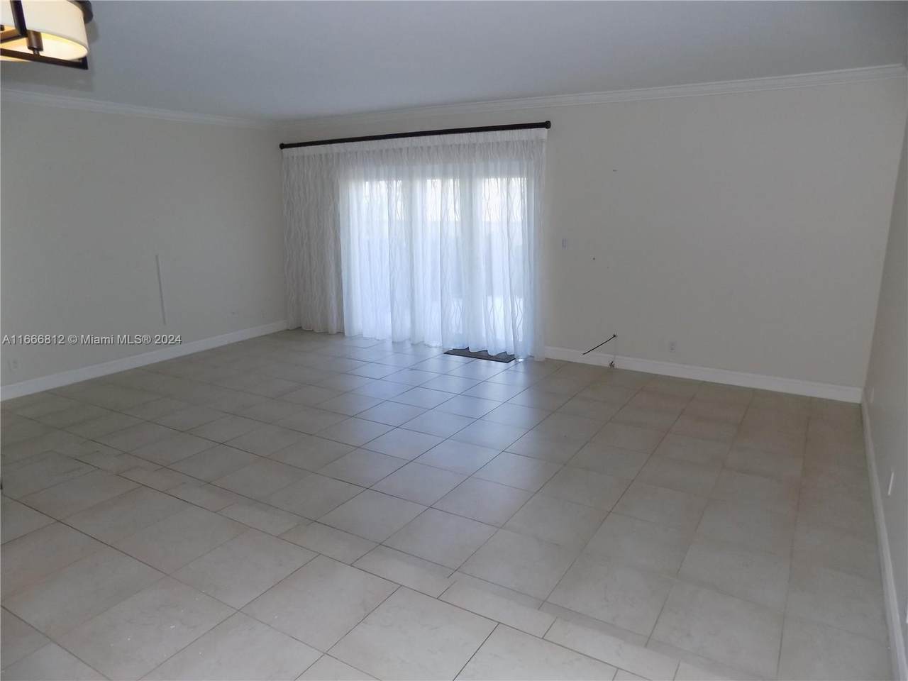 https://bt-photos.global.ssl.fastly.net/miami/orig_boomver_1_A11666812-2.jpg