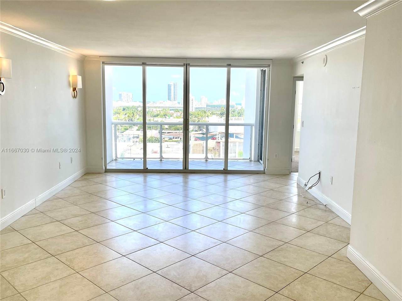 1800 Sunset Harbour Dr - Photo 1
