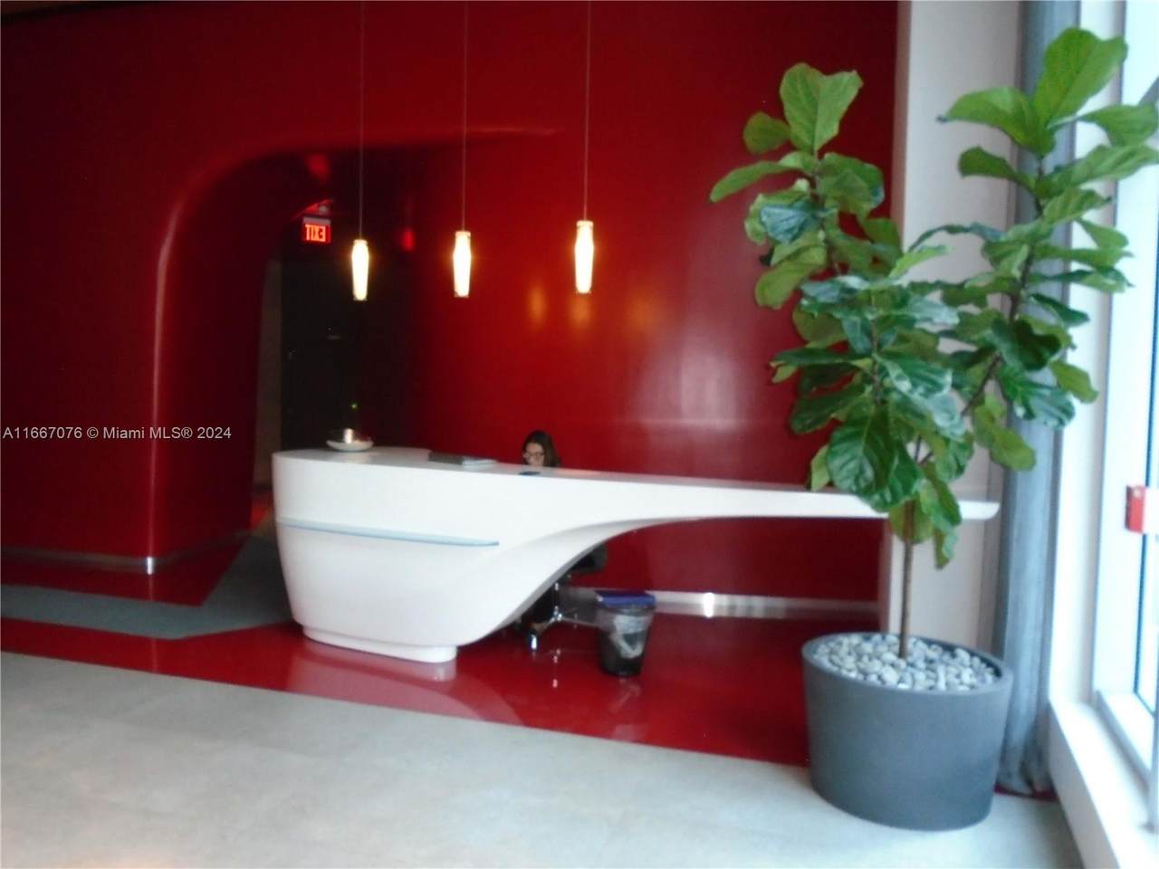 https://bt-photos.global.ssl.fastly.net/miami/1280_boomver_1_A11667076-2.jpg