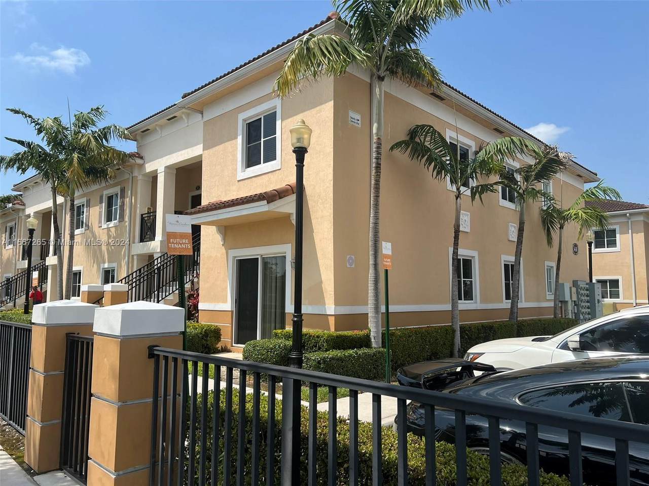 https://bt-photos.global.ssl.fastly.net/miami/orig_boomver_1_A11667265-2.jpg
