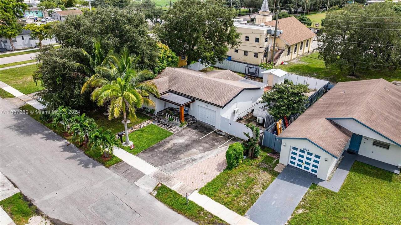 https://bt-photos.global.ssl.fastly.net/miami/1280_boomver_1_A11667269-2.jpg