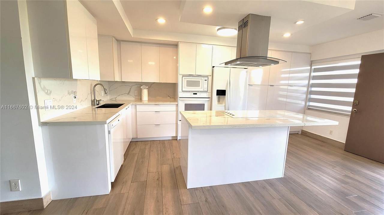 13450 3rd St - Photo 1