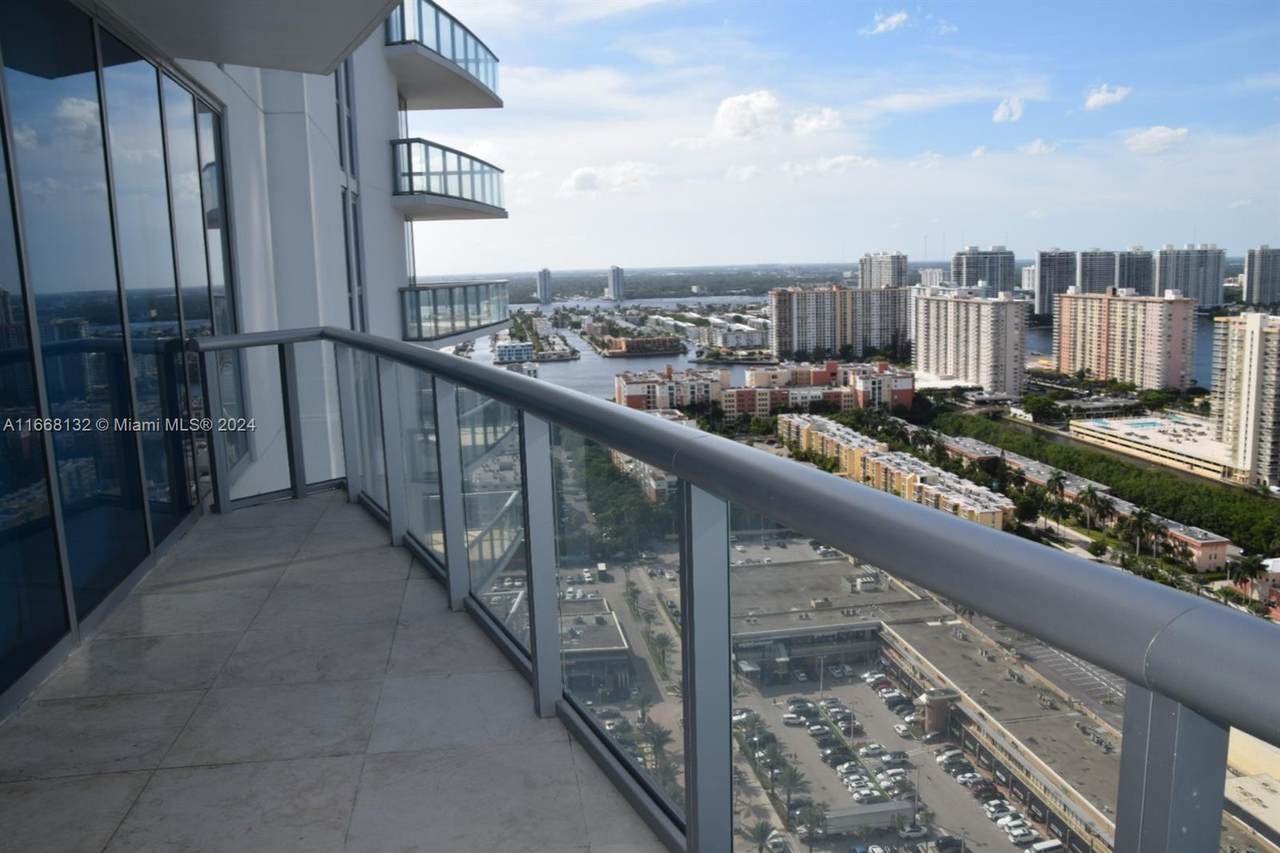 https://bt-photos.global.ssl.fastly.net/miami/1280_boomver_1_A11668132-2.jpg