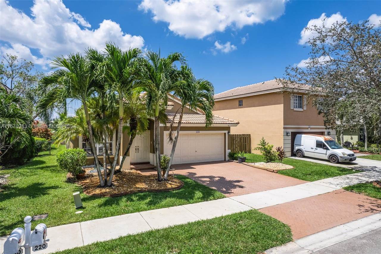 https://bt-photos.global.ssl.fastly.net/miami/1280_boomver_1_A11670383-2.jpg
