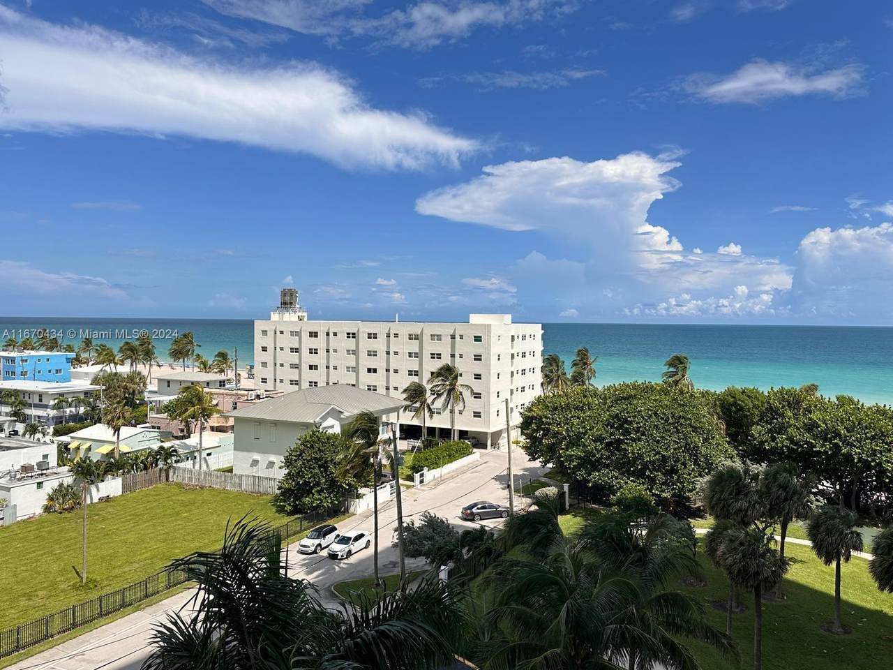 1201 Ocean Dr - Photo 1