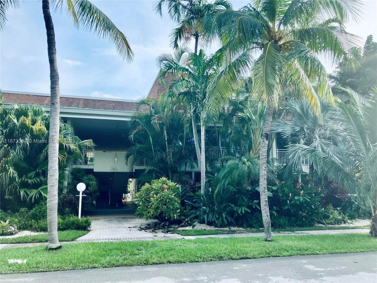 260 Sunrise Dr - Photo 1